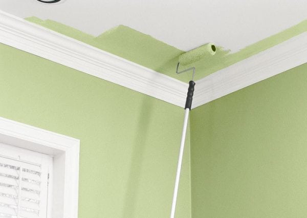 Choose a roller for painting the ceiling
