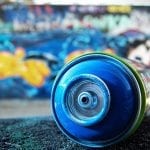 Lata de pintura en aerosol de graffiti