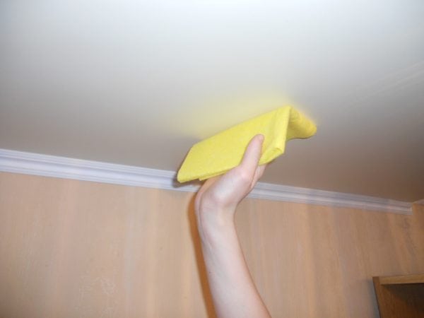 Ceiling wash from water-based paint