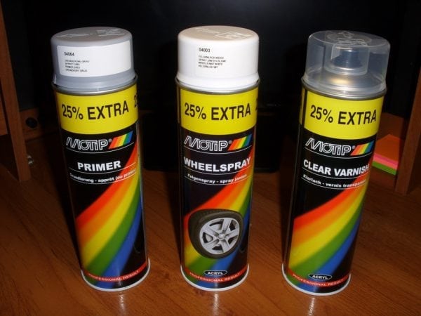 The choice of paint in cans for metal