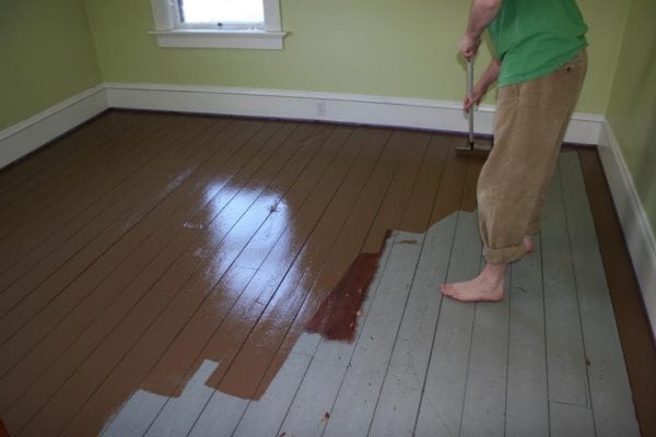 Pittura per pavimenti in legno