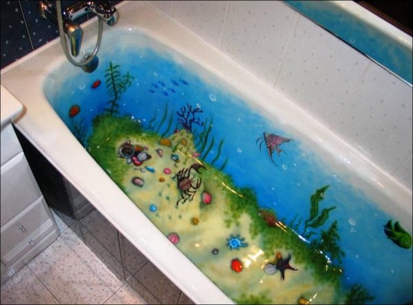 Bilik mandi akrilik diperbaharui dengan corak warna
