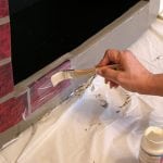 Maling af en pejs med varmebestandig maling