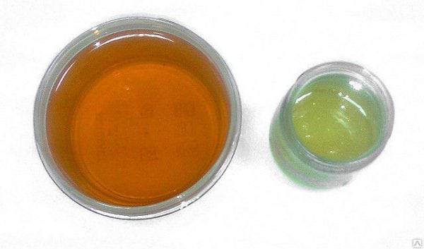 Το σωστά προετοιμασμένο βερνίκι UR-231 χαρακτηρίζεται από ομοιομορφία και διαφάνεια