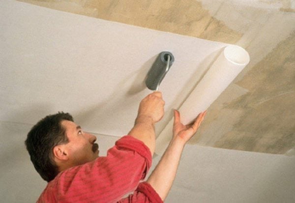 Glina Oscar vam omogućuje lijepljenje stakloplastike na strop