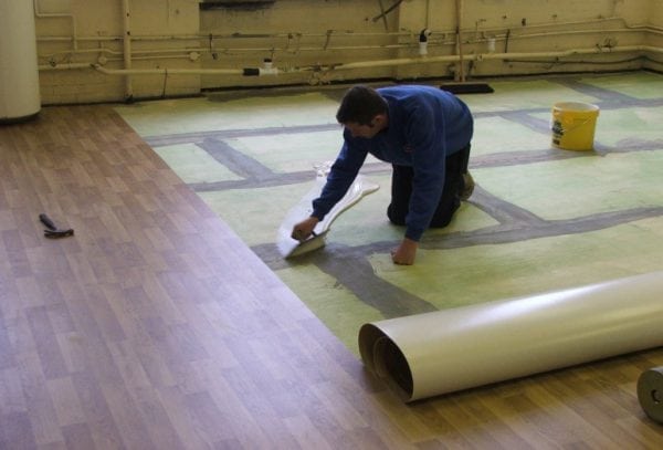 Reaction glue is used for laying linoleum in high traffic applications