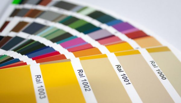 RAL krāsu standarts, ko izmanto krāsu rūpniecībā