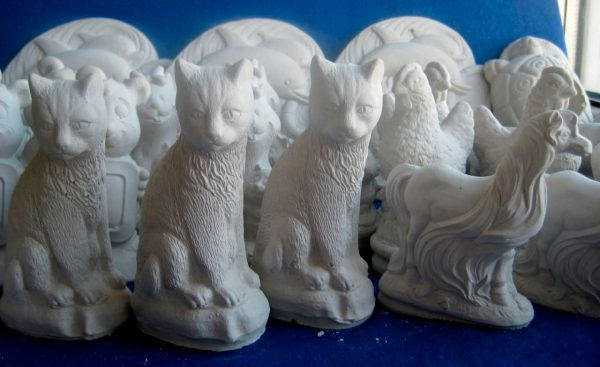 Plaster cast figures