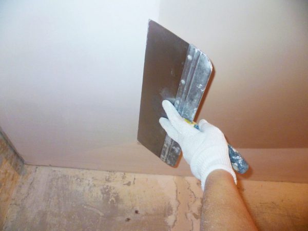 Plafond stopverf om te schilderen