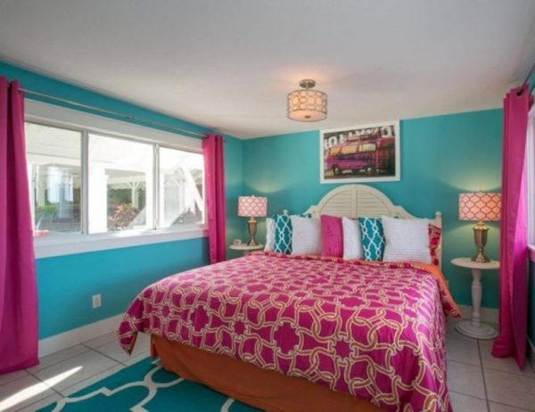 Turquoise pink bedroom