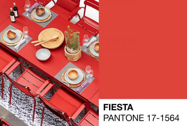 Pantone 17-1564 Fiesta - palette