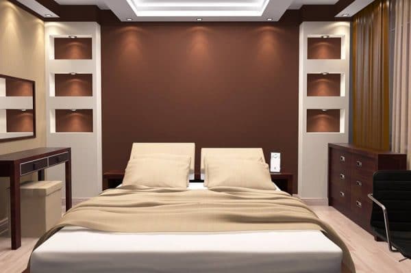 Camera da letto con sfumature marroni e beige