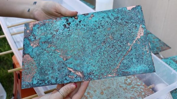 Carbonatfilm auf einem Kupferblech