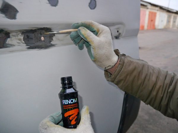 Le convertisseur de rouille aide à arrêter le processus de corrosion