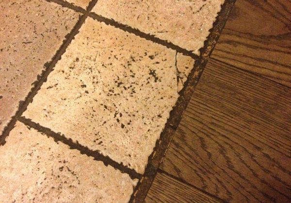 Saskarne starp dažādu veidu grīdas segumiem