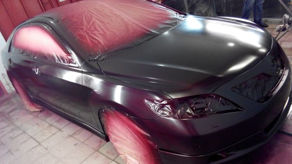 Ексклузивно сликање аутомобила парамагнетном бојом