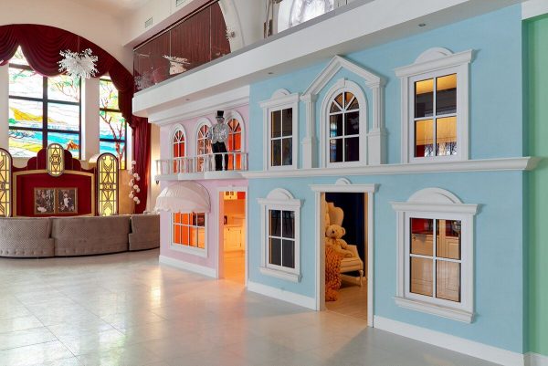 Decoration of the children's zone City of childhood in a mansion