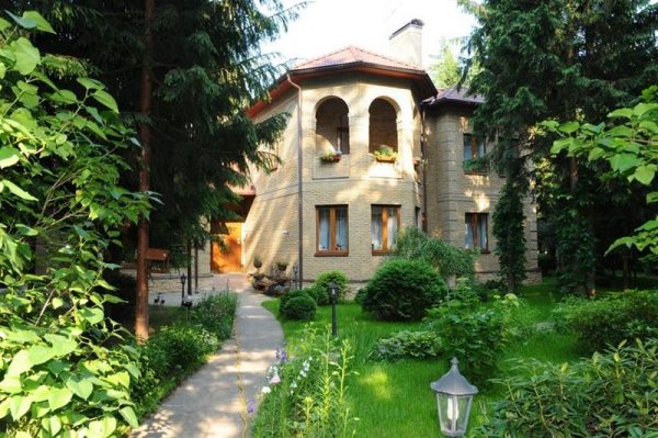 Het landhuis van Daria Dontsova