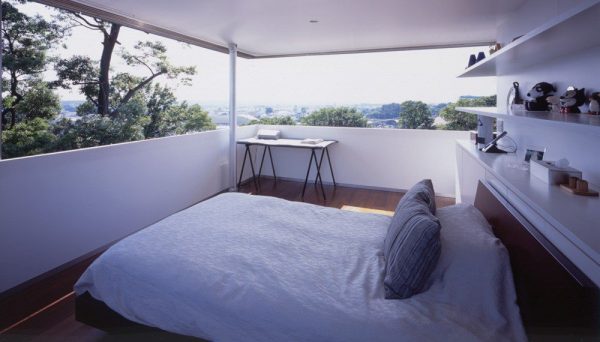 Nachahmung von Panoramafenstern im Schlafzimmer