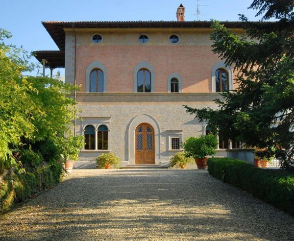 Villa Konchalovsky in Tuscany