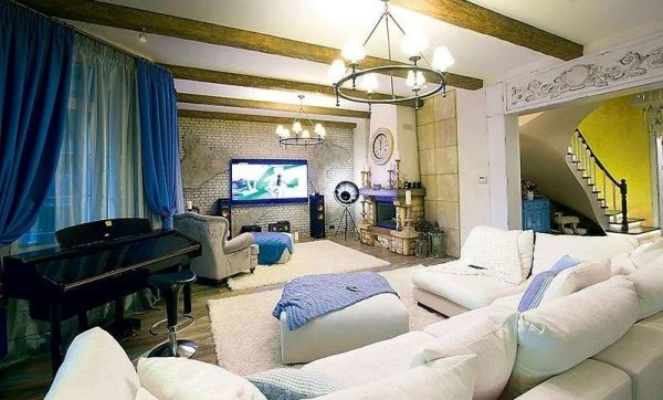 Living room in Presnyakov’s house