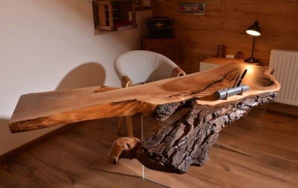 Mesa de losa de madera
