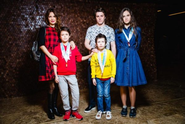 Film and theater actress Ekaterina Klimova with her children
