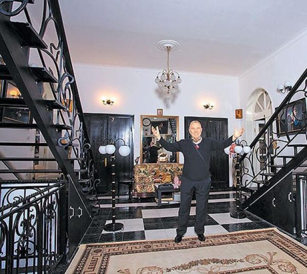 Vyacheslav Zaitsev dan rumahnya