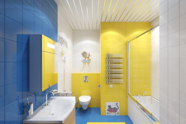 Kombinacija kontrastnih boja u kupaonici
